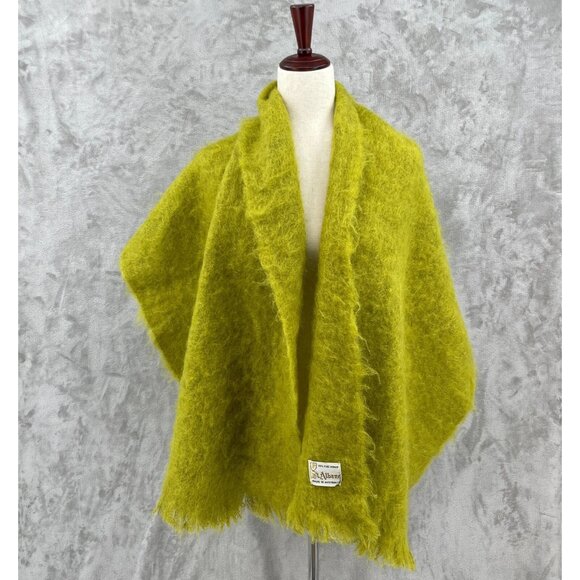 Vintage St. Albans 100% Pure Mohair Pea Green Large Shawl Wrap Made in Australia